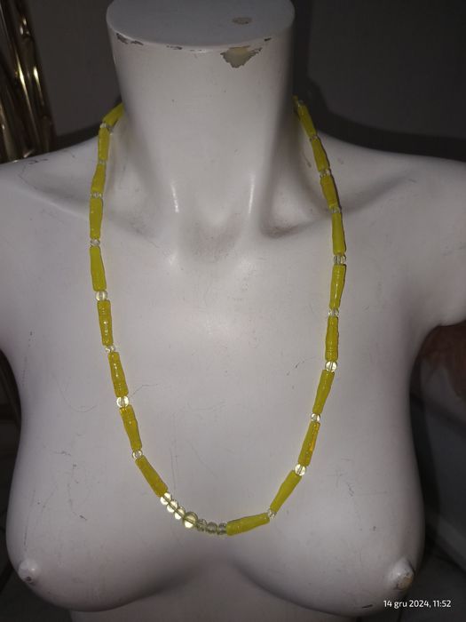 Stare Nowe Korale Vintage Retro żółte 72cm