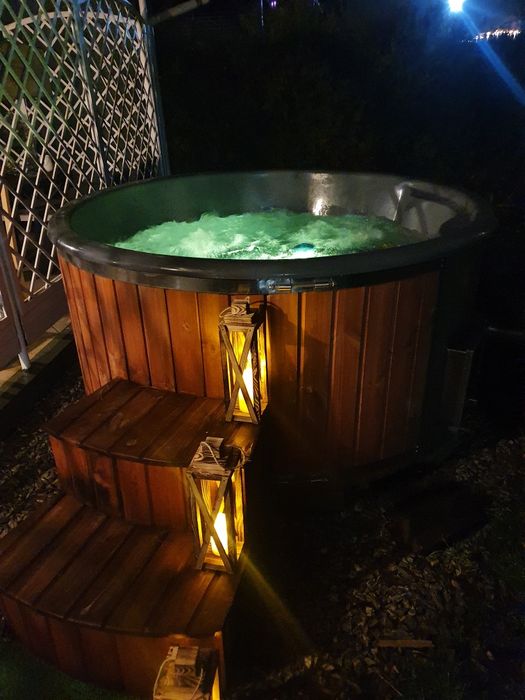 Domek nad jeziorem Miedwie"Letnik" z jacuzzi i hydromasażem
