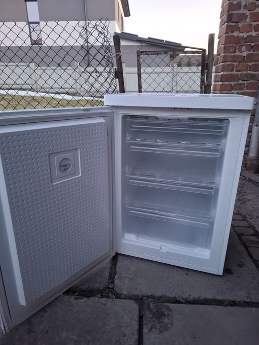 Морозильна камера