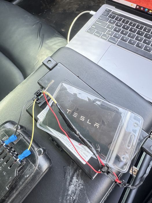 Tesla ключ / Key Card прив’язка | Model S3XY | Додавання ключа