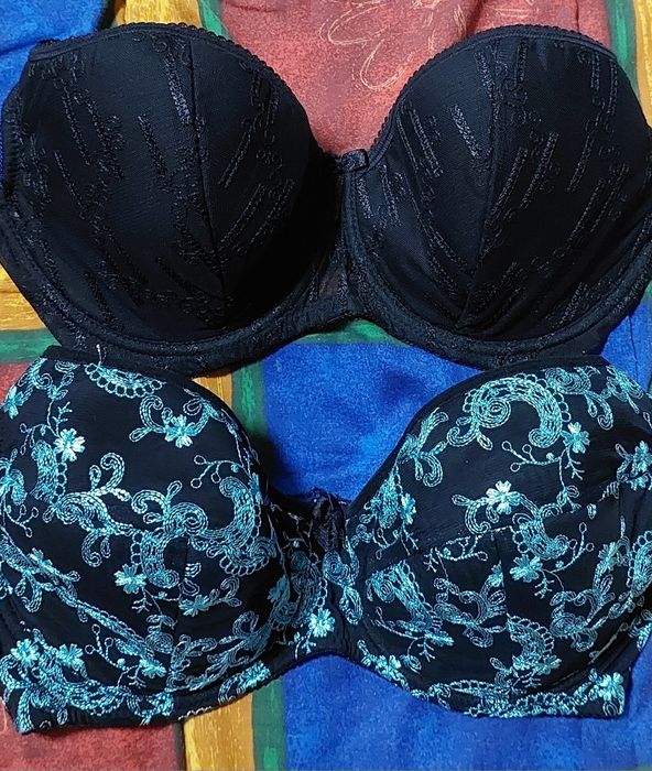 Продам бюзгалтеры  б/у в отличном состоянии, фирма диорелла.