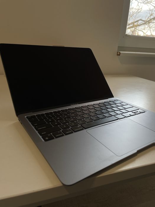 Apple MacBook Air M1