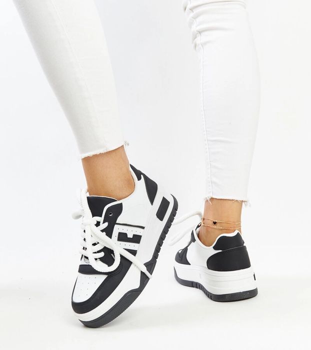 Czarno-białe sneakersy na grubej podeszwie Galit