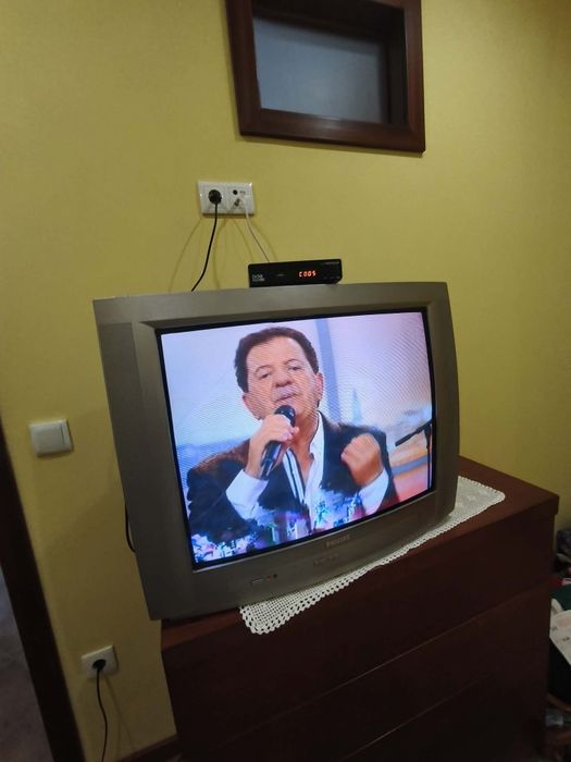 TV Philips 28 polegadas