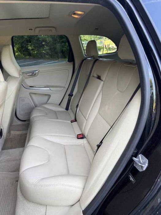 2016 Volvo XC60 T5 Premier