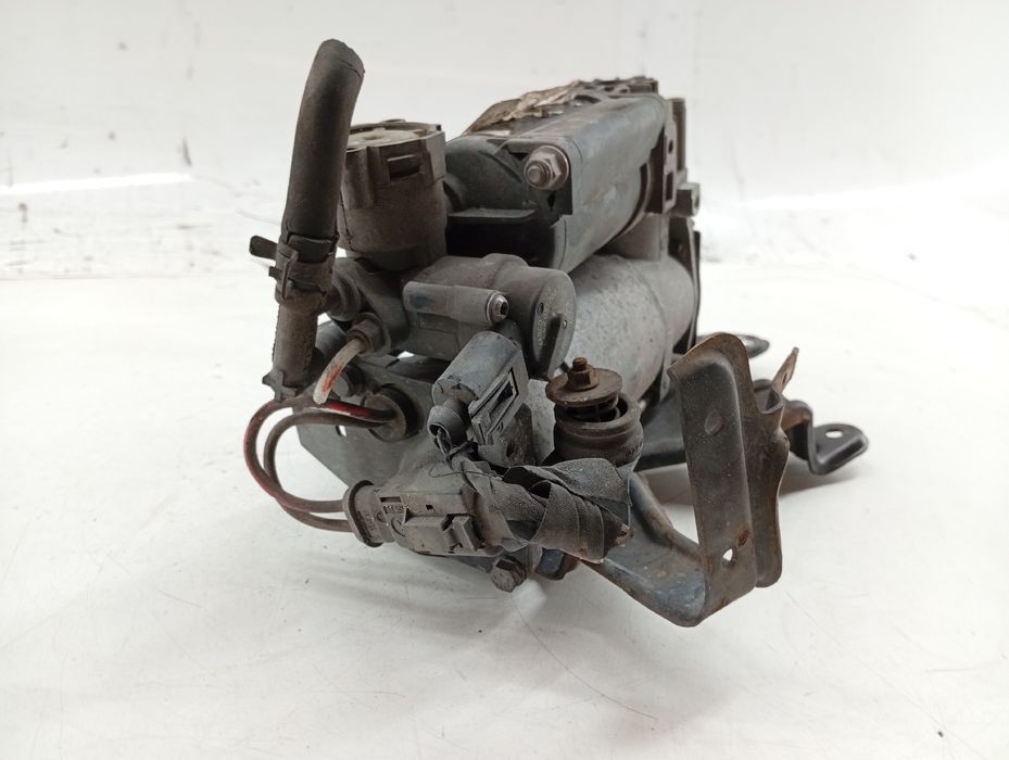 Compressor de suspensão pneumática - MERCEDES-BENZ E-CLASS T-Model (S211) | 03 - 09