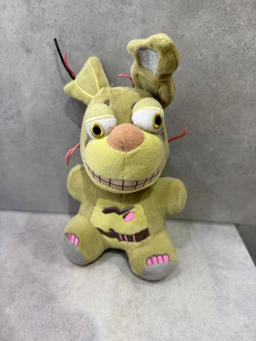 Maskotka, pluszak Springtrap Tie-Dye – Five Nights at Freddy’s