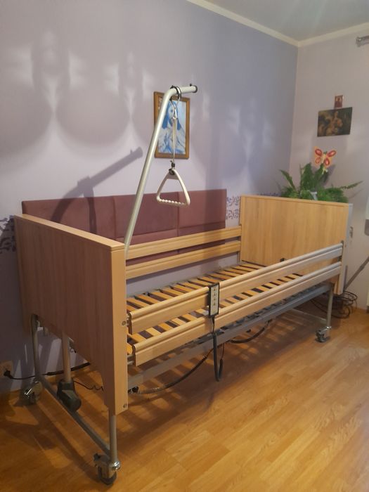 Łóżko rehabilitacyjne elektryczne