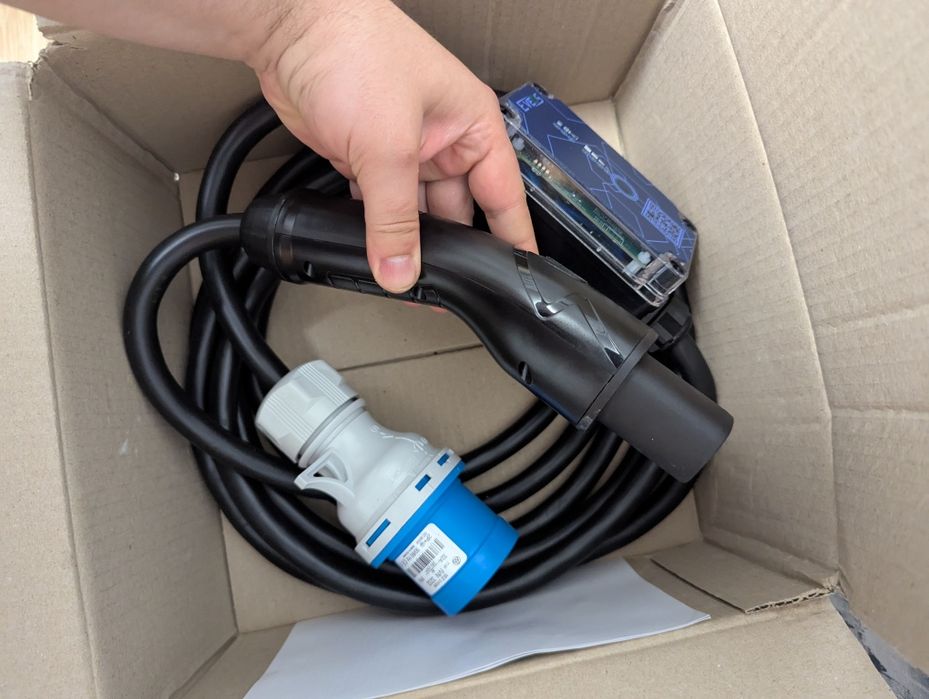 EVEUS Зарядка для Електромобіля  type 1 2 gbt EVEUS + подарунок Tesla  BMW Nissan BYD Zeekr Volkswagen Audi