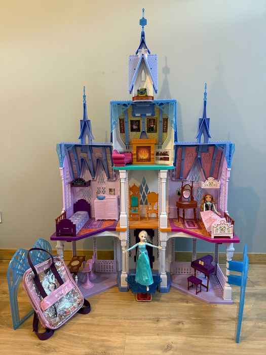 Zamek Arendelle Kraina Lodu 2 (Hasbro E5495) 155 cm x 122 cm + 2 lalki + plecak GRATIS