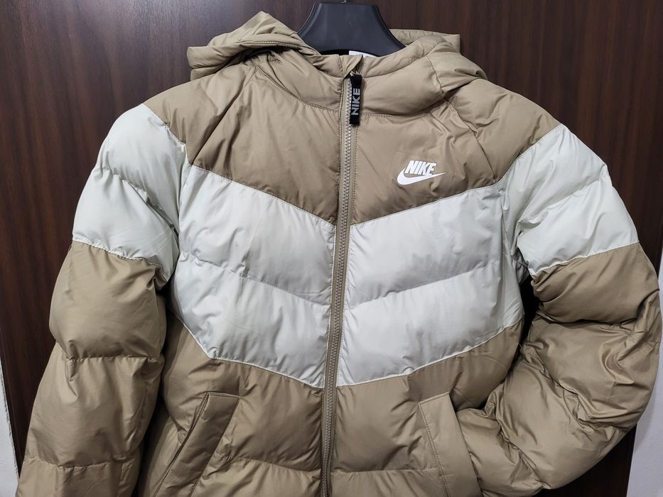 Kurtka Nike rozmiar 147-158 cm