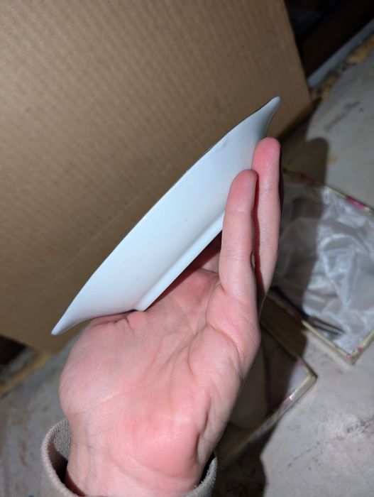 Два блюдца с вилочкой