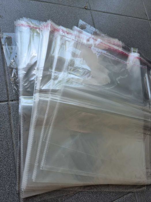 Упаковка з клейкою стрічкою 200 шт 40х30 одним лотом