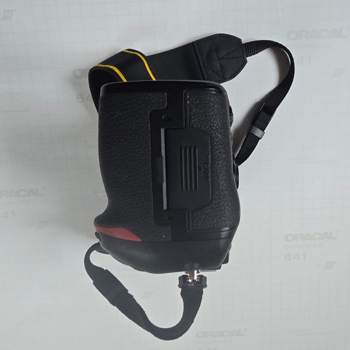 Aparat lustrzanka Nikon 850 body, bateria, ładowarka