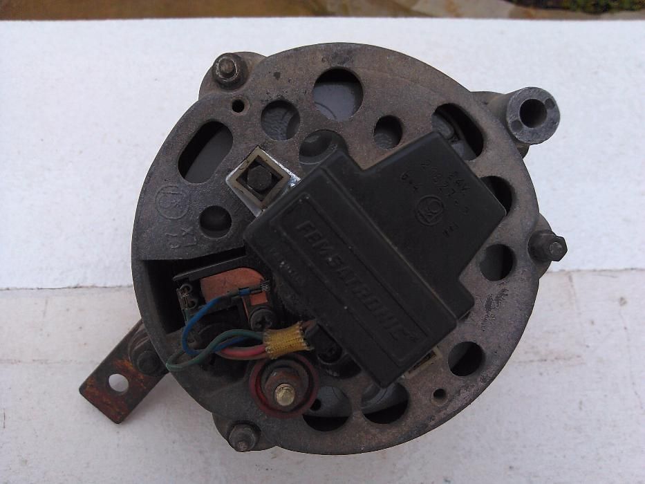 Alternador