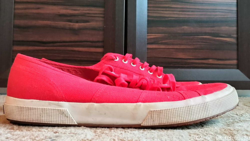 Tenisówki Superga S003J70 Czerwony rozmiar 49  wkładka  30 cm