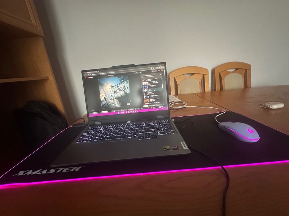 Sprzedaję laptopa gamingowego Lenovo Ryzen5.