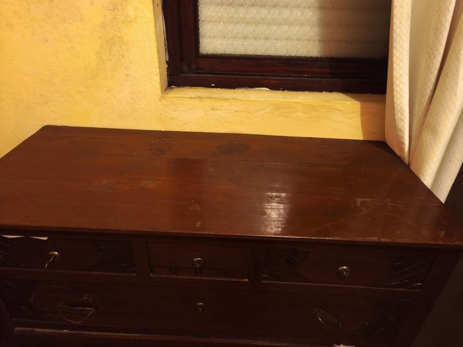 Móvel/ cómoda de quarto/ arrumação