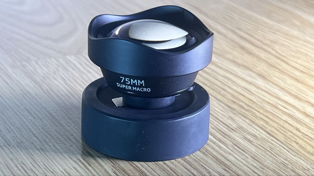 Продам обʼєктив Ulanzi 75 mm macro для мобільних телефонів