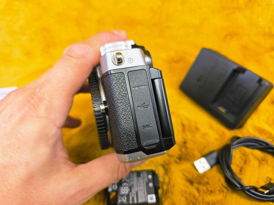 !РЕТРО-ДИЗАЙН! Nikon Z fc боді -- 8842 кадри --