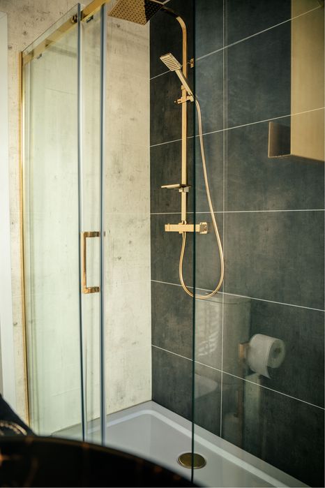 VIP GLASS - prywatne jacuzzi i balia, dostępne od zaraz