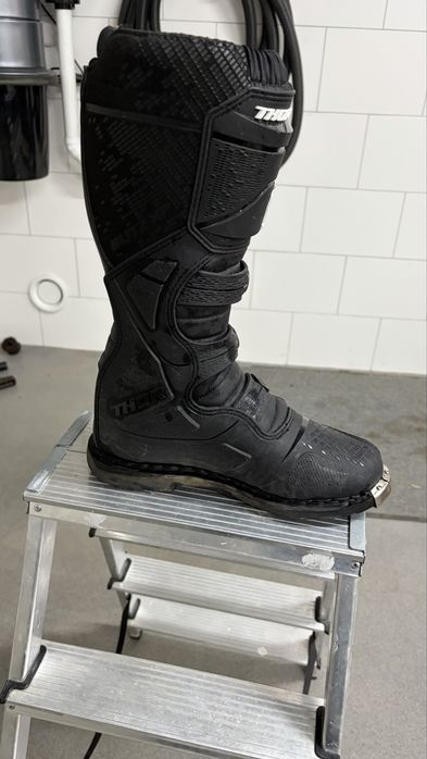 Buty na cross THOR