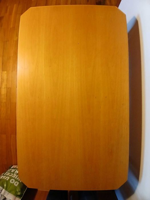 Ława kawowa 70 x 120 używana do odświeżenia. Okleina naturalna bukowa.