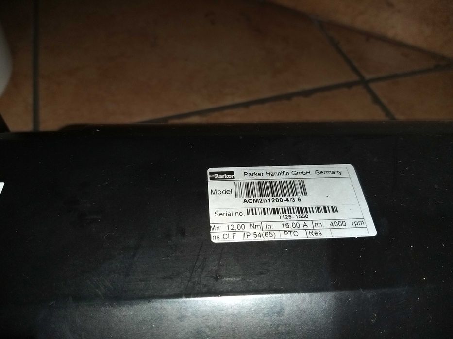 Zestaw Serwo Parkera silnik 12Nm M2n1200 + napęd 637F + dławik