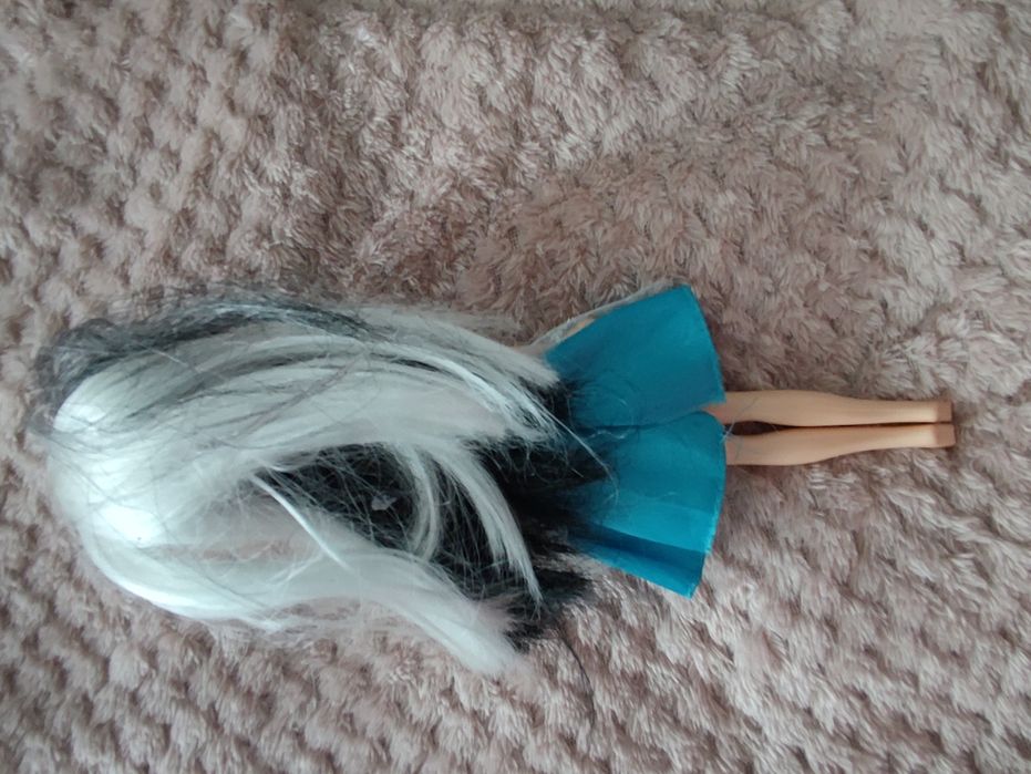 Lalka Moya Mia zimowa wersja zabawka