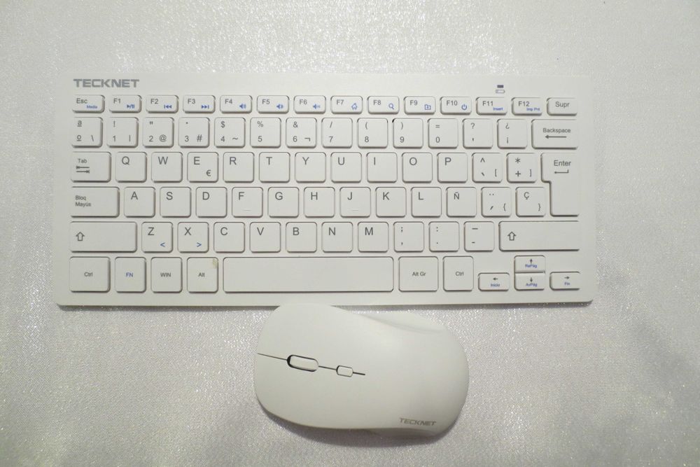 Mini bezprzewodowa klawiatura i mysz, ergonomiczna ultra cienka