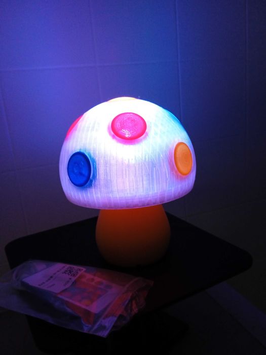 Luminária cogumelo bateria 16 cores com cabo USB e comando