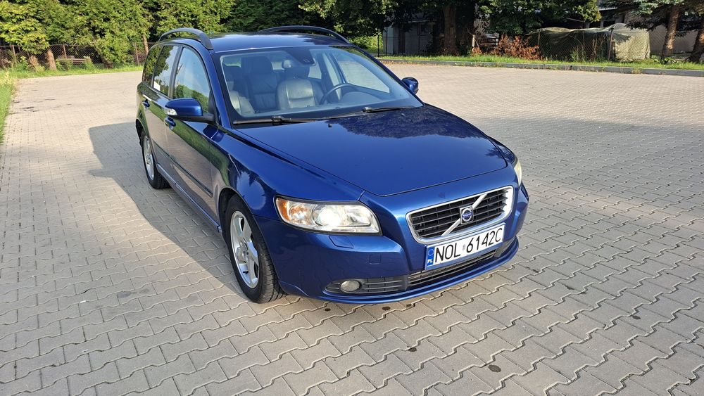 Volvo V50