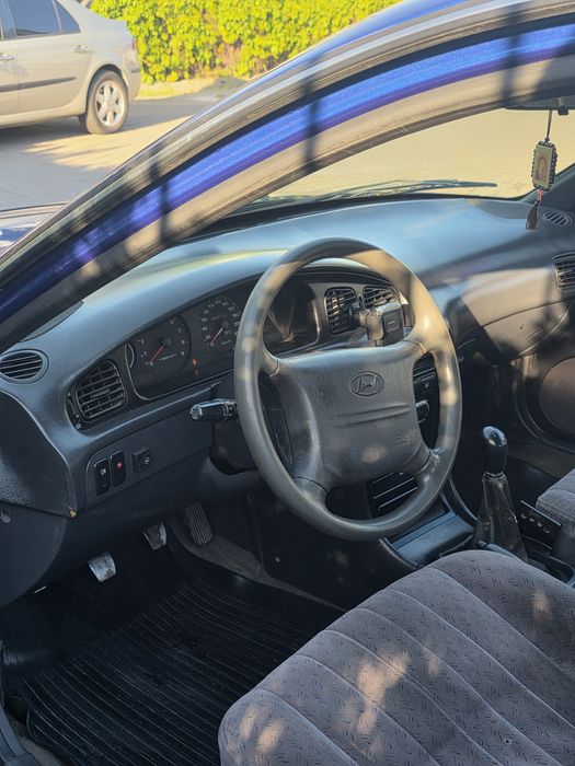 Hyundai Sonata Y3 1996 року