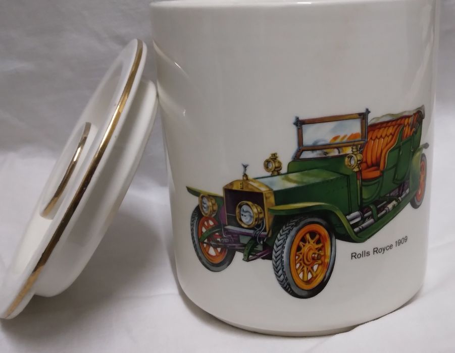 Frasco com decoração Rolls Royce 1909