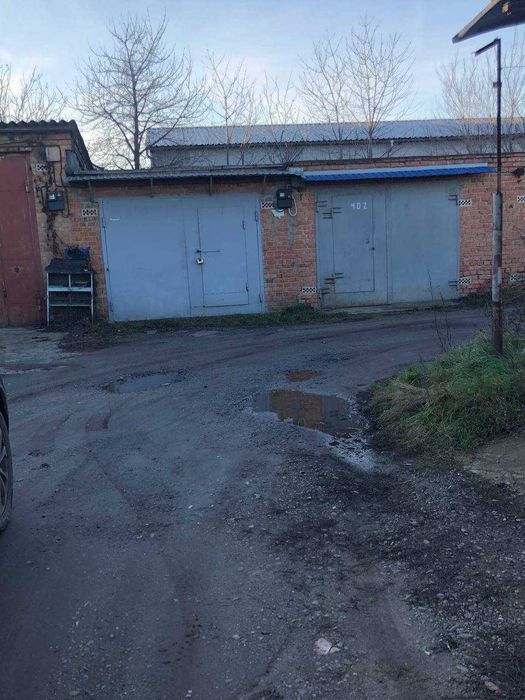 Продам гараж в гаражному кооперативі на Ближньому Замості 6828