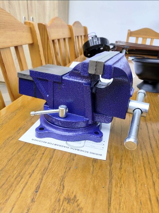 Imadło ślusarskie obrotowe 125 mm – nowe
