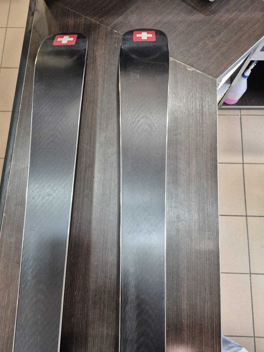 Narty Stockli Nela80 165cm N-193