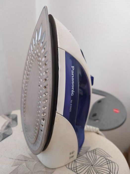 Праска PANASONIC NI-E500