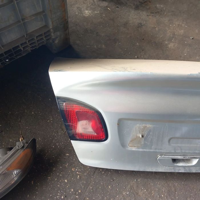 Mala nissan primera p11