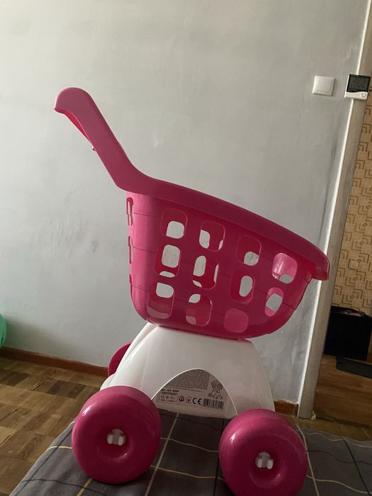 Візок для супермаркета та для подвірʼя  рожевий