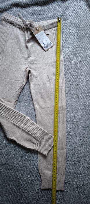 Legginsy swetrowe coccodrillo r. 128