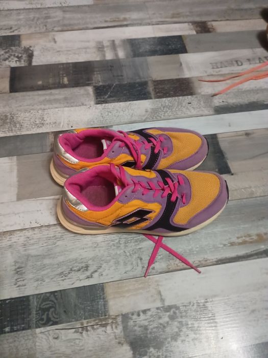 Buty sportowe lotto