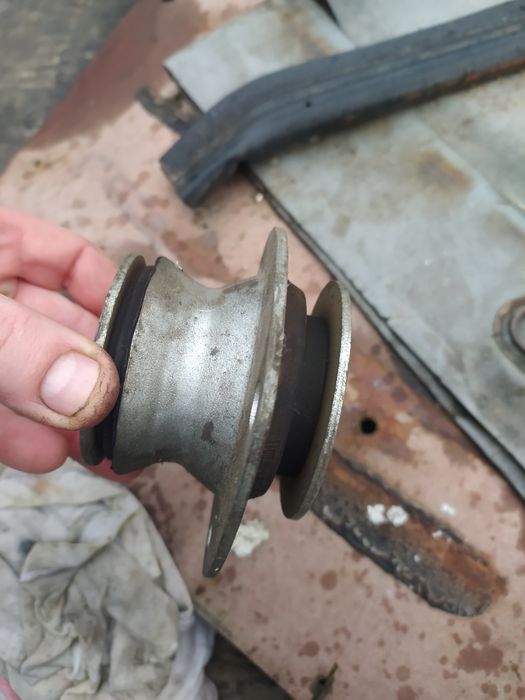 Подушка кабины Ивеко Дейли е3 івеко дейлі е3