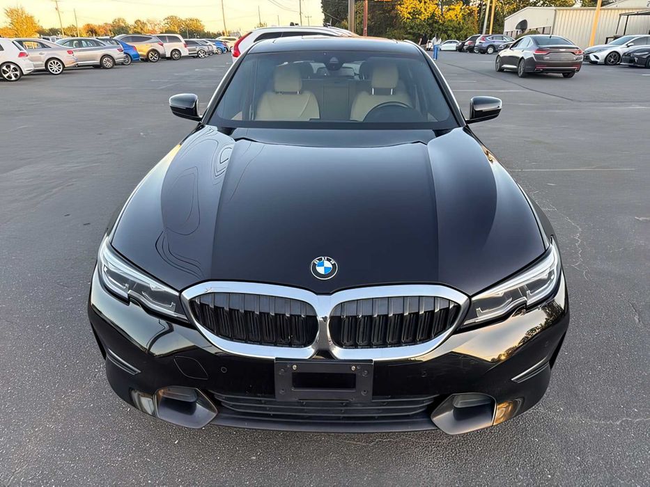 BMW 3 Series      2020