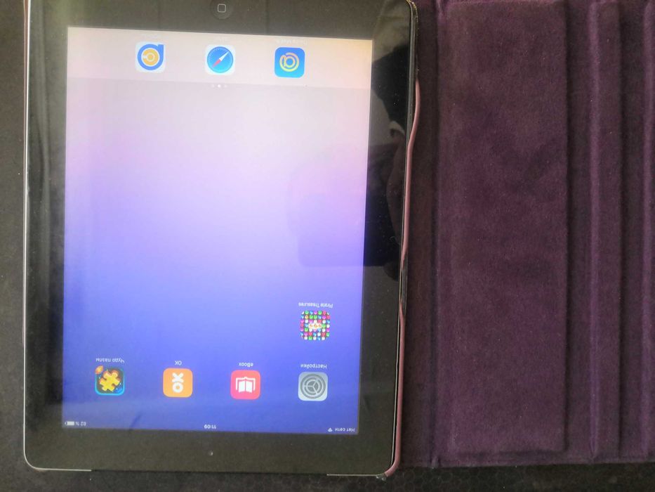 Планшет Apple New iPad (iPad 3) Wi-Fi 32GB (MC706RS/A) Black