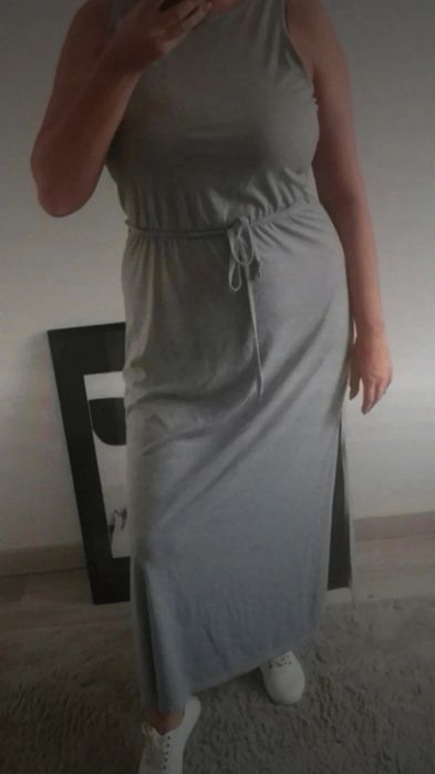 Sukienka marki Esmara L