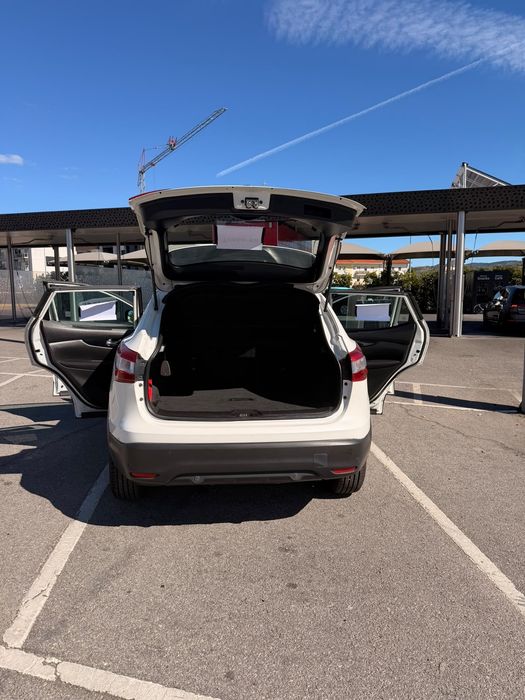 NISSAN Qashqai 1.5Dci