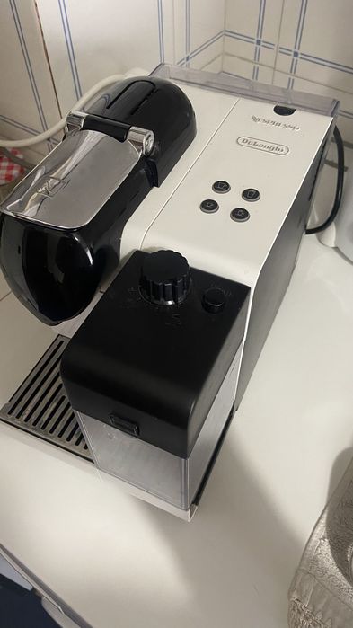Maquina Café Delonghi Nespresso