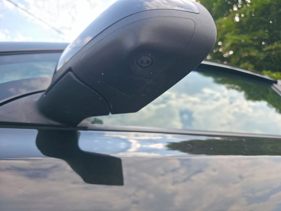Nissan Leaf Рідна фарба!