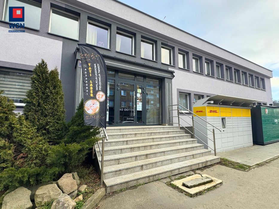 Lokal usługowo-biurowy 21 m2 - na wynajem.